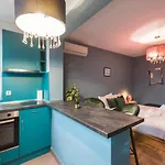 Private In The Centre Apartament *
