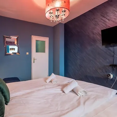 Private In The Centre Варна