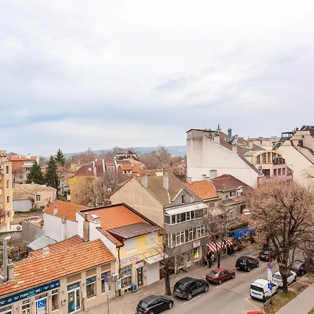 Budget In The Heart Of * Варна