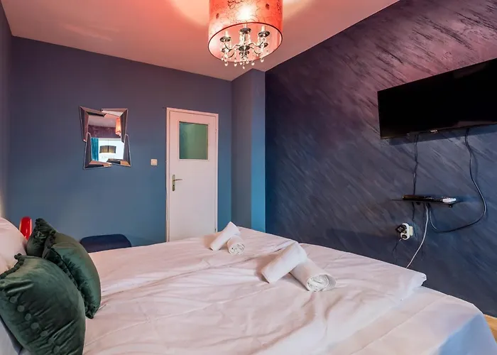 Private In The Centre Варна